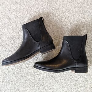 Black Timberland ankle boots